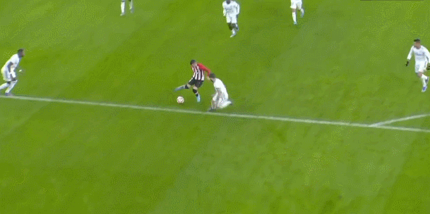 中国男足惊天逆转？曝澳大利亚违规或被扣10分：国足3胜9分进前四